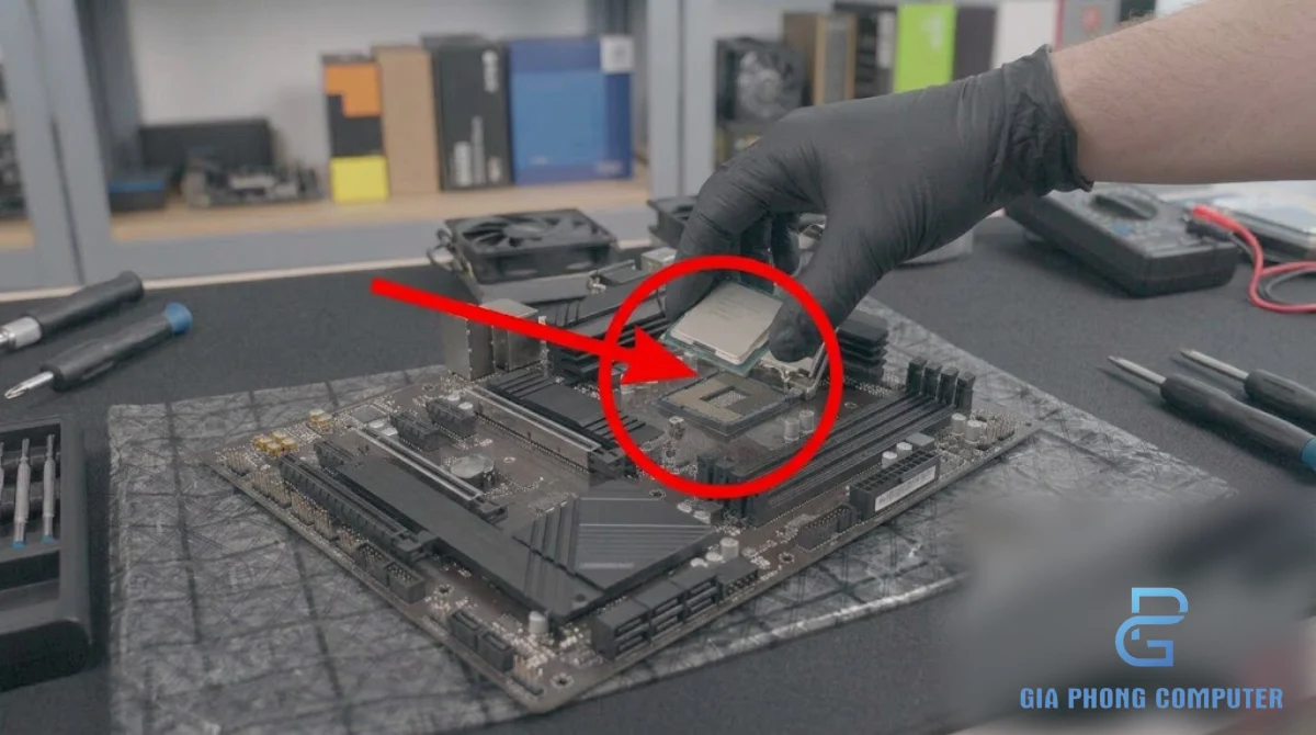 CPU Intel Core i3 thế hệ 10 được chuẩn bị lắp trên main H510