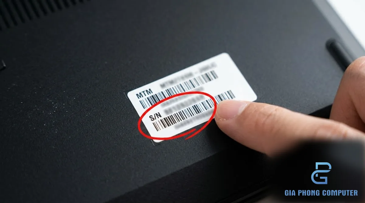 Vị trí Serial Number và Machine Type trên tem đáy laptop Lenovo